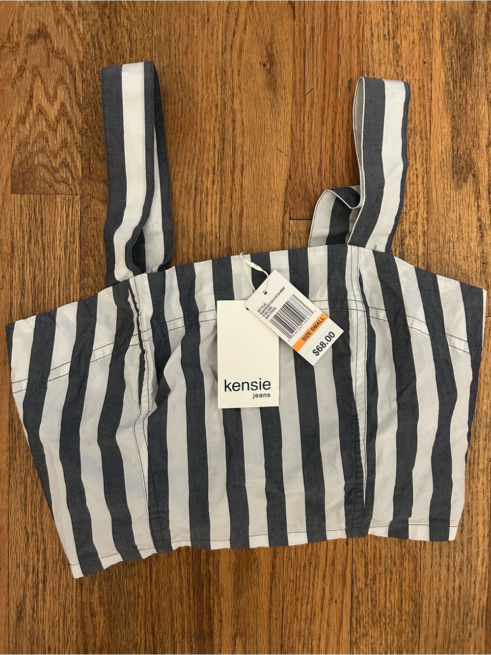 NWT kenzie Striped Navy and White Crop Tank